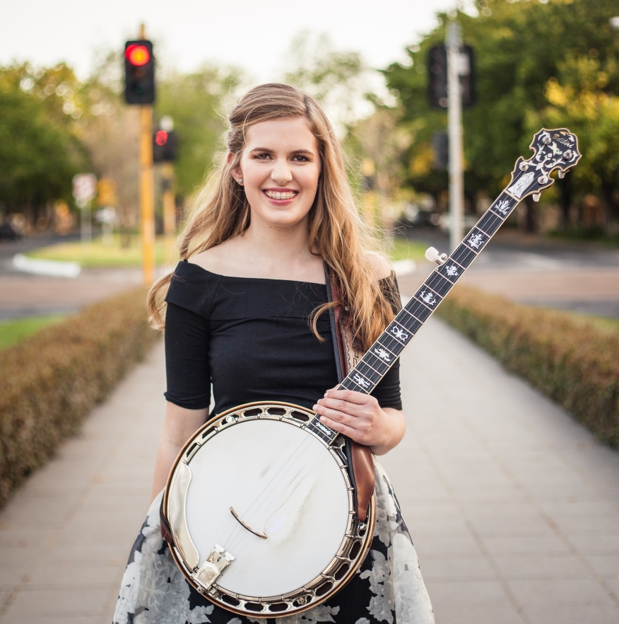 Taylor Pfeiffer ‘The Banjo Girl’